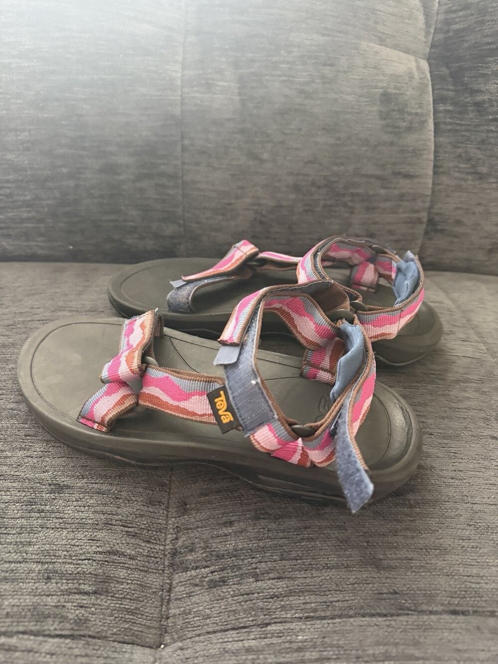 Teva Sandals Hurricane XLT2 Sport Sandals Women’s Size 6/ Youth Size 4 Purple